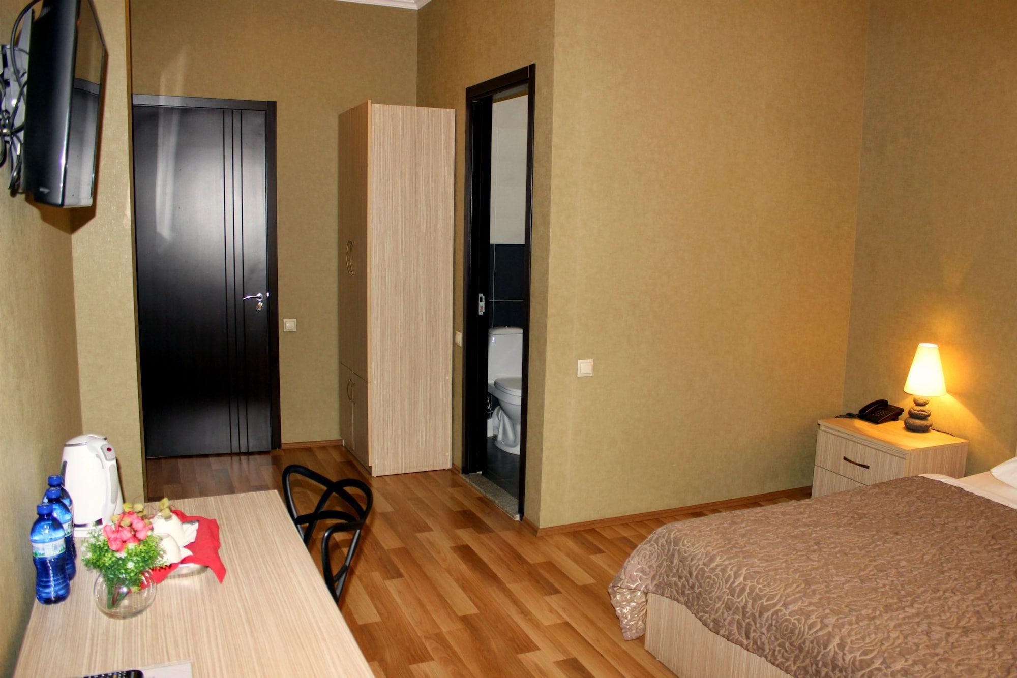 Hotel Darchi Tbilisi Ngoại thất bức ảnh