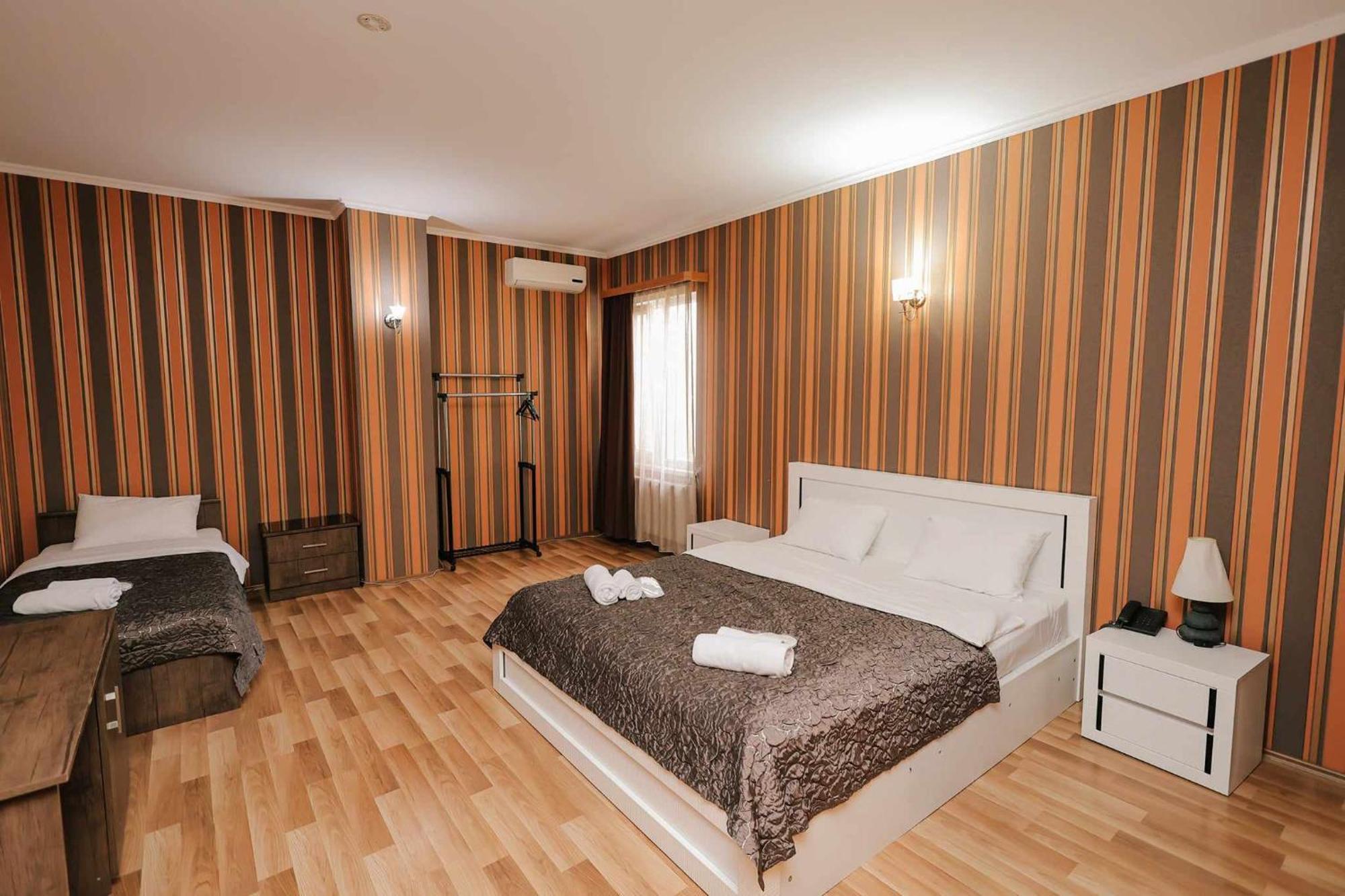 Hotel Darchi Tbilisi Ngoại thất bức ảnh