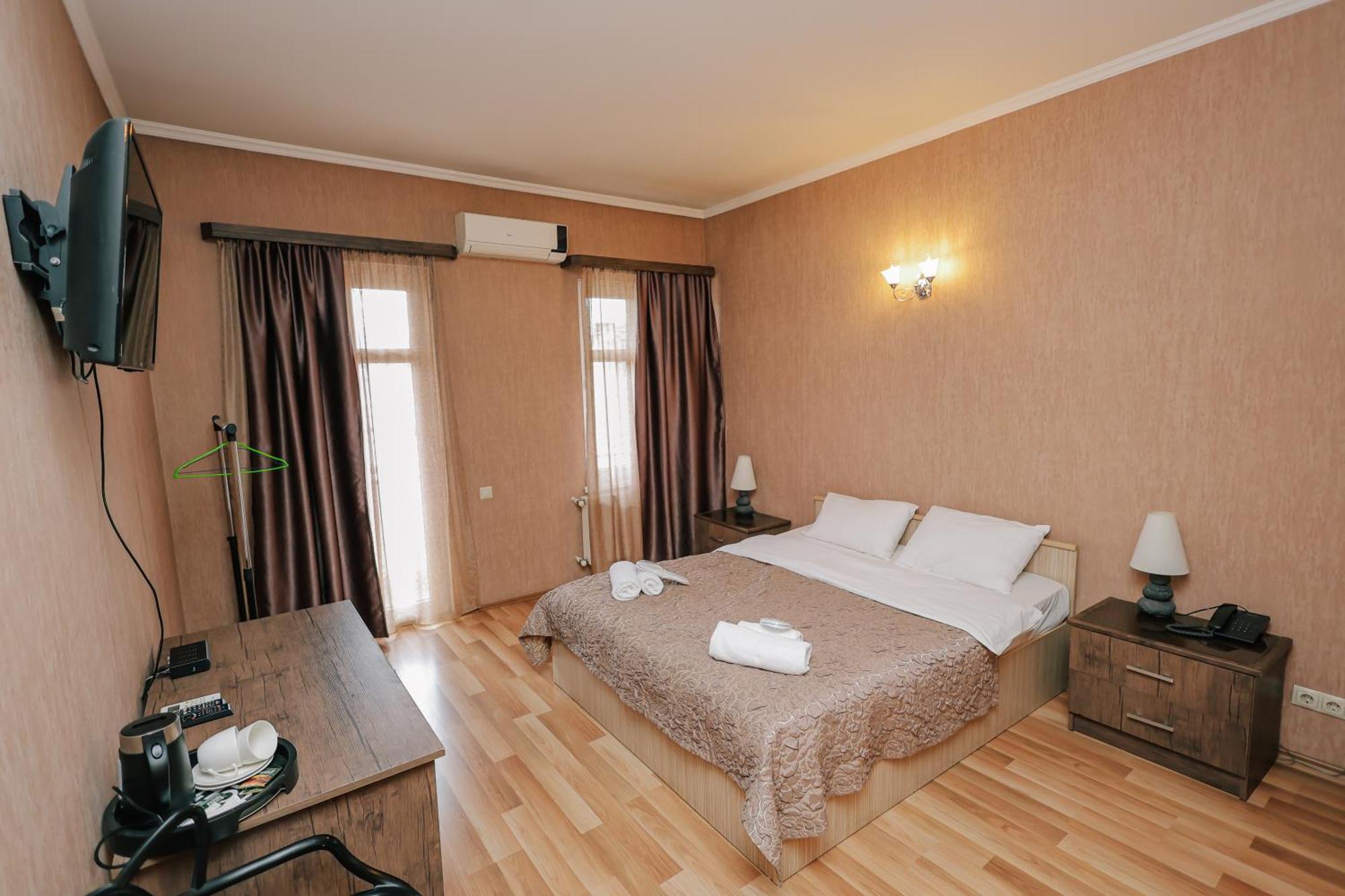 Hotel Darchi Tbilisi Ngoại thất bức ảnh