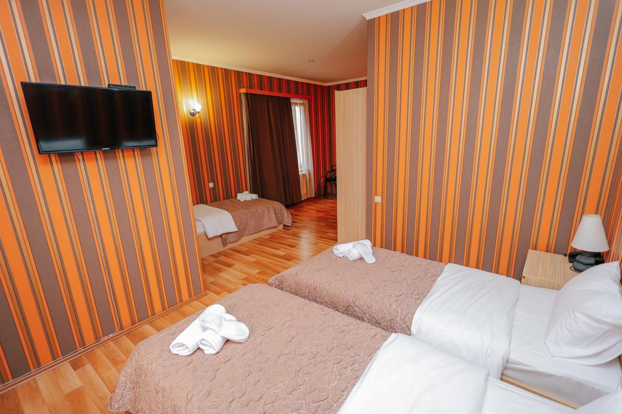 Hotel Darchi Tbilisi Ngoại thất bức ảnh
