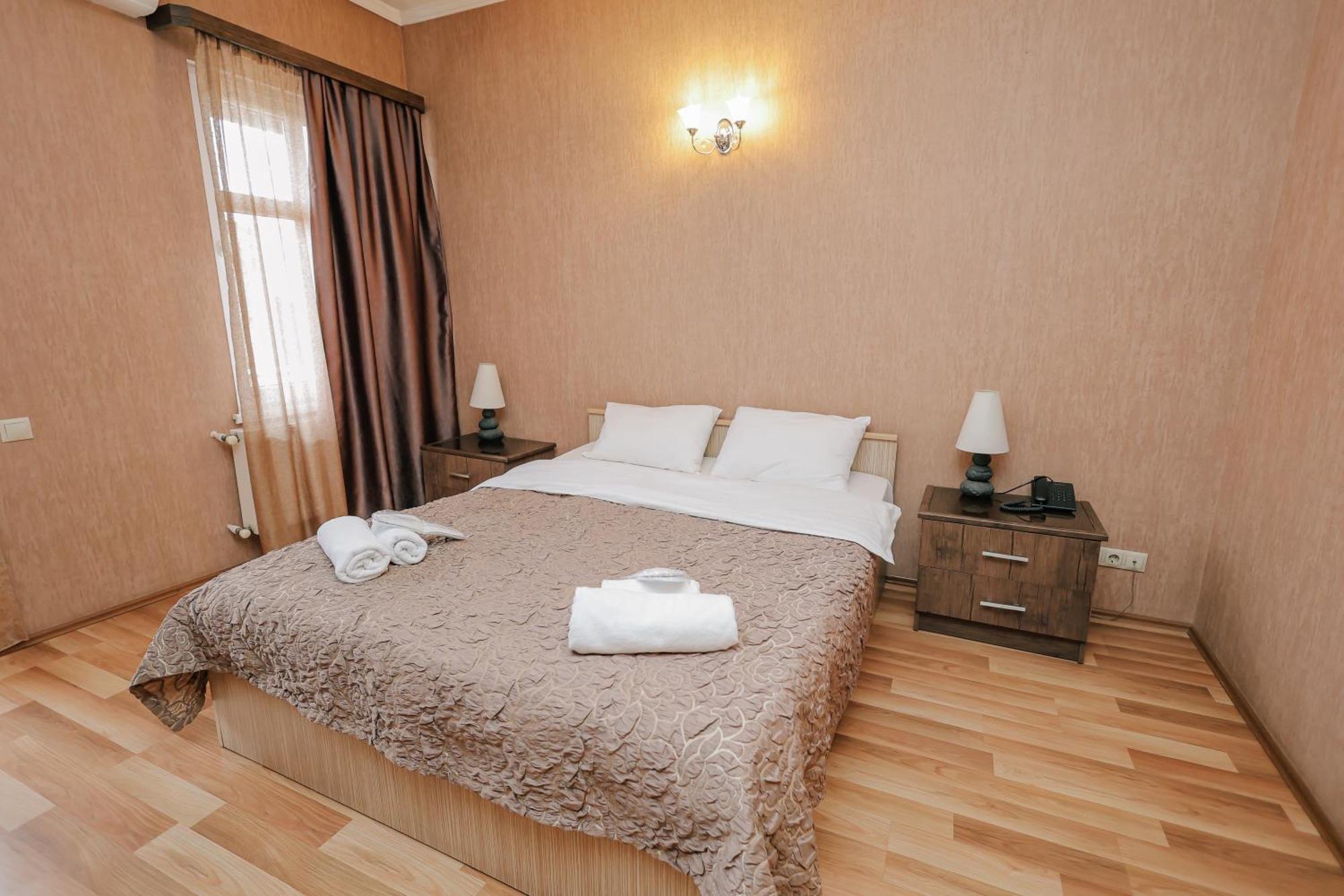 Hotel Darchi Tbilisi Ngoại thất bức ảnh