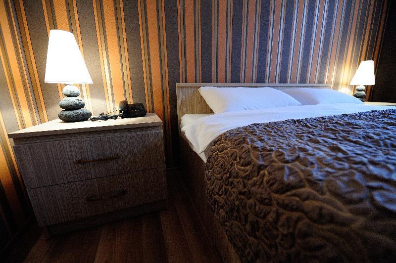 Hotel Darchi Tbilisi Ngoại thất bức ảnh